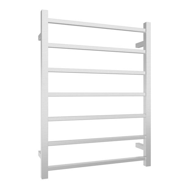 Quadro 7-Bar Heated Towel Rail (800x600)